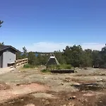 בית נופש Roervik *