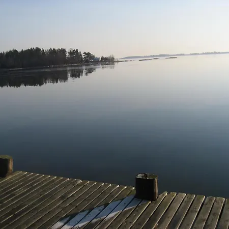 Semesterbostad Rörvik Geta