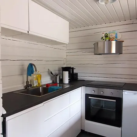 Roervik Holiday home *