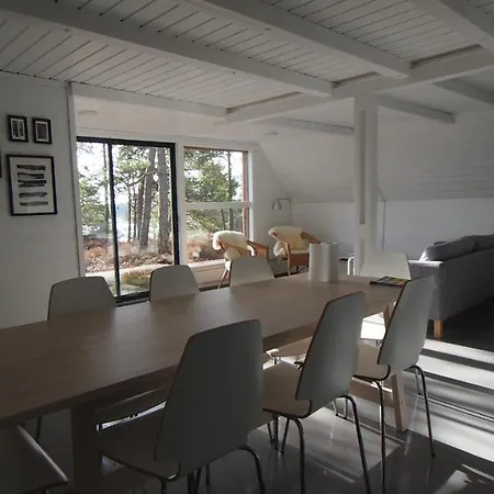 Semesterbostad Rörvik Geta