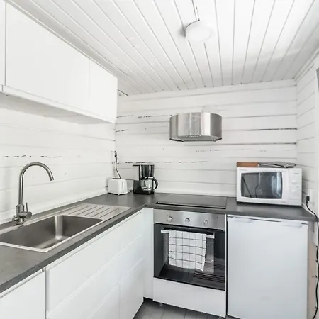 Loma-asunnot Roervik Geta