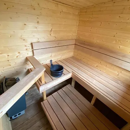 Roervik Feriehus Geta