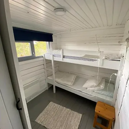 Roervik بيت للعطل *